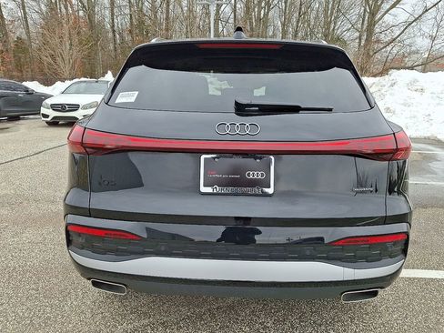 Certified 2025 Audi Q5 Premium image 5