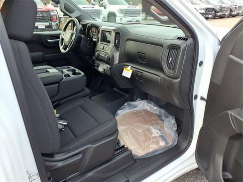 New 2026 Chevrolet Silverado 1500 W/T image 11