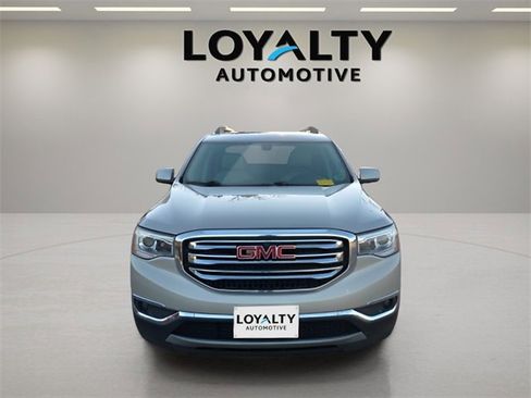 Used 2017 GMC Acadia SLT image 8