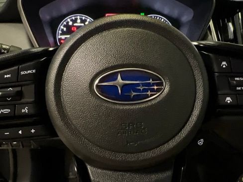 Used 2025 Subaru Outback Onyx Edition AWD/4WD image 44