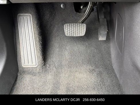 Used 2024 GMC Terrain SLE FWD image 19