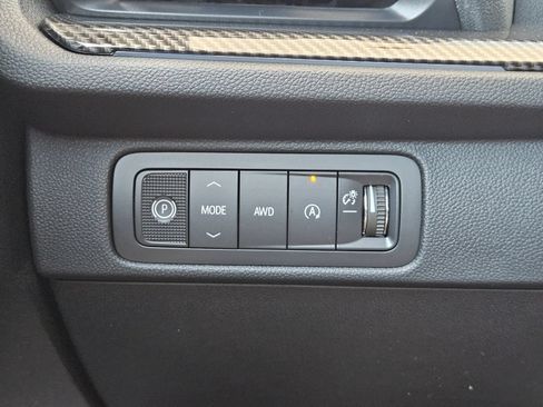 New 2027 Chevrolet Traverse Z71 w/ Driver Confidence Package AWD/4WD image 23