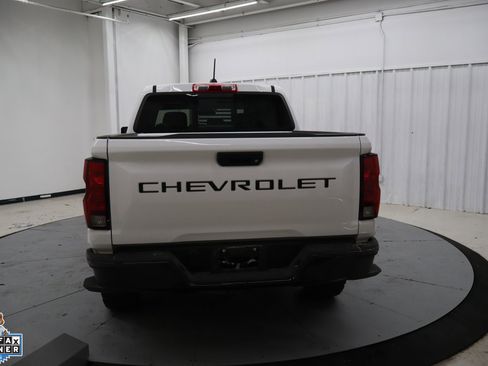 Used 2026 Chevrolet Colorado W/T w/ WT Convenience Package II RWD image 4