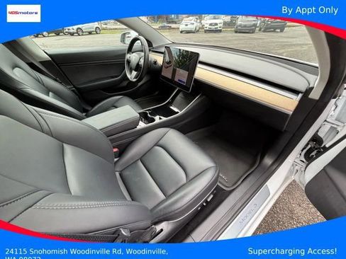Used 2018 Tesla Model 3 Mid Range image 19
