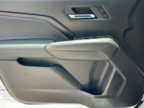 New 2025 GMC Canyon Elevation w/ Convenience Package image 26