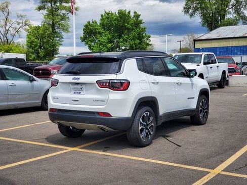Used 2023 Jeep Compass Limited AWD/4WD image 3