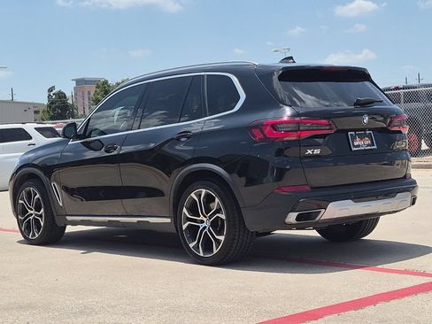 Used 2021 BMW X5 xDrive40i w/ Premium Package AWD/4WD image 4