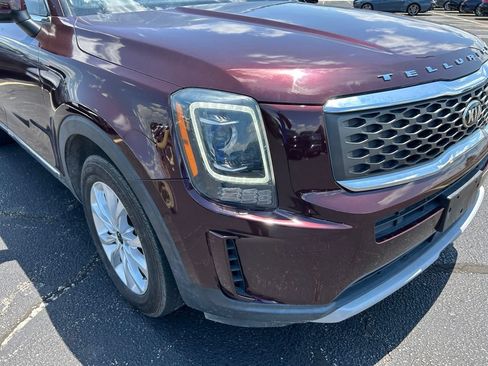 Used 2021 Kia Telluride LX AWD/4WD image 3