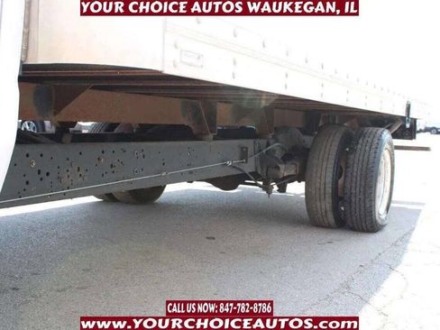 Used 2014 Ford E-350 and Econoline 350 Super Duty image 12