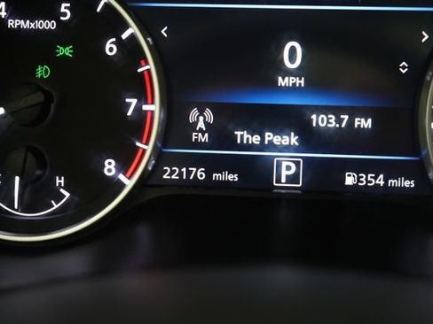 Used 2023 Nissan Sentra SR w/ SR Premium Package FWD image 24