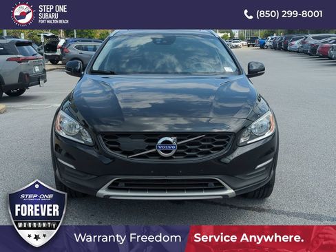 Used 2018 Volvo V60 T5 Cross Country w/ Convenience Package AWD/4WD image 10