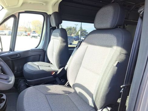 New 2026 RAM ProMaster 2500 w/ Quick Order Package 22G SLT FWD image 5