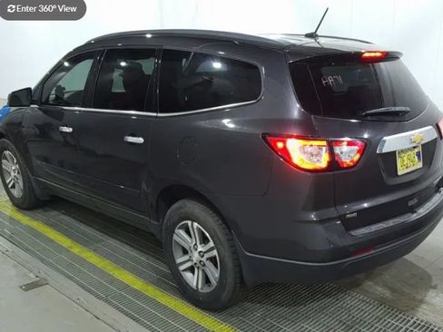 Used 2015 Chevrolet Traverse LT AWD/4WD image 2