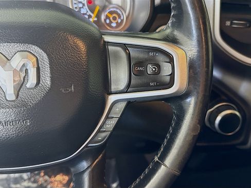 Used 2019 RAM 1500 Big Horn AWD/4WD image 15