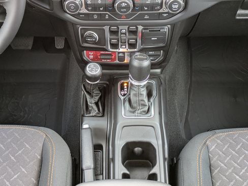 New 2026 Jeep Gladiator Mojave AWD/4WD image 20