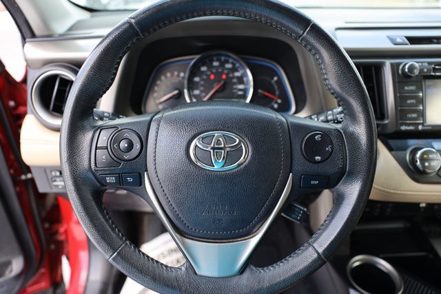 Used 2014 Toyota RAV4 Limited AWD/4WD image 19