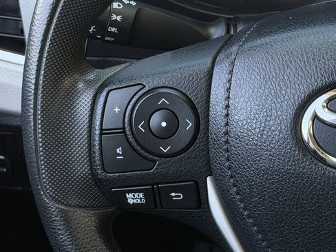 Used 2016 Toyota Corolla FWD image 14