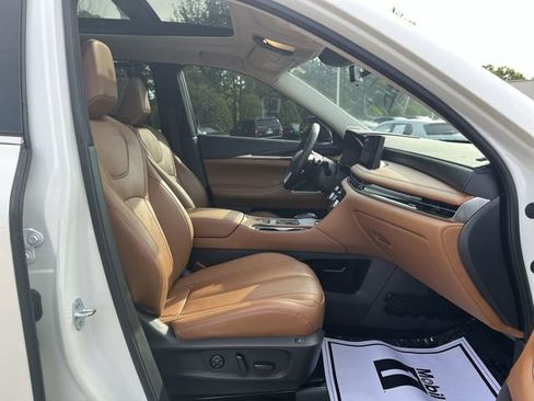 Used 2023 INFINITI QX60 Sensory w/ Cargo Package AWD/4WD image 25