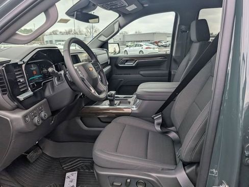 New 2026 Chevrolet Silverado 1500 LT image 15