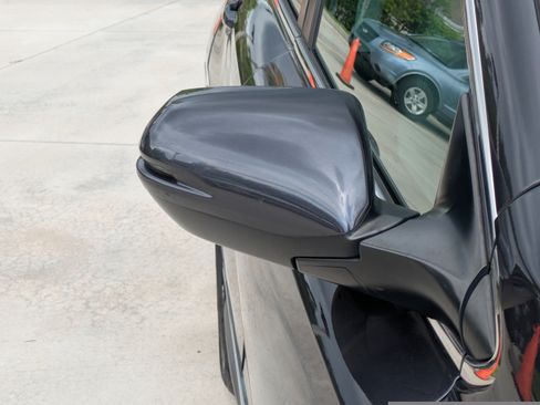 Used 2018 Honda CR-V Touring image 8