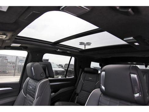 New 2026 Cadillac Escalade Platinum Sport w/ LPO, ONYX Package AWD/4WD image 24
