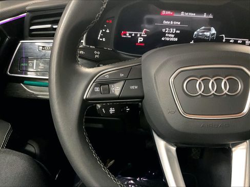 Used 2022 Audi Q8 Prestige AWD/4WD image 20