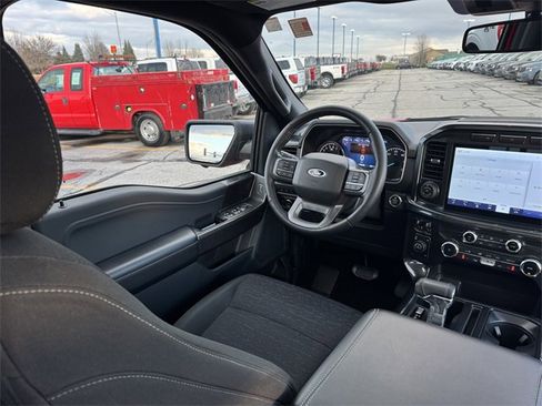Certified 2022 Ford F150 XLT w/ Equipment Group 302A High image 16