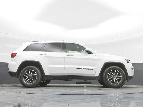 Used 2021 Jeep Grand Cherokee Limited w/ Luxury Group II AWD/4WD image 28