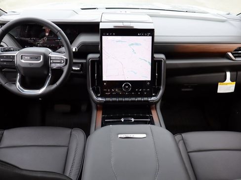 New 2026 GMC Yukon XL Denali w/ LPO, Floor Liner Package image 9