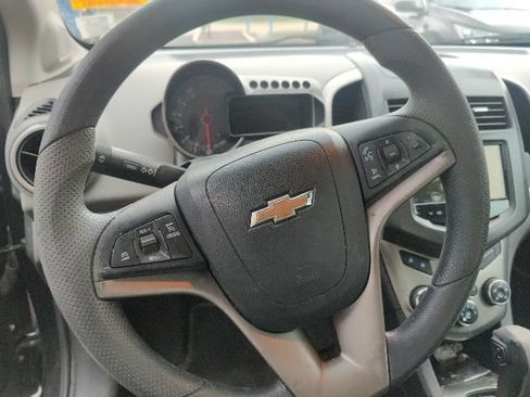 Used 2014 Chevrolet Sonic LT FWD image 26