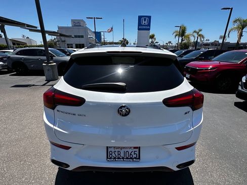 Used 2020 Buick Encore GX Essence w/ Advanced Technology Package FWD image 8