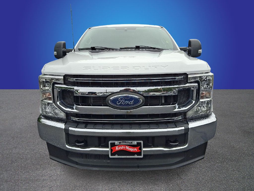 Used 2022 Ford F250 XLT AWD/4WD image 2