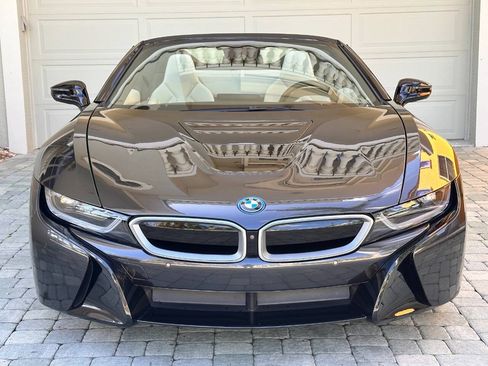 Used 2019 BMW i8 Roadster AWD/4WD image 28