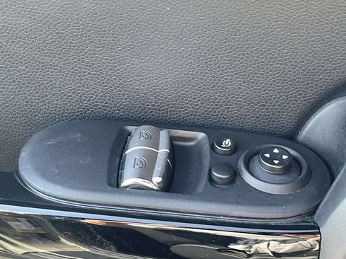 Used 2019 MINI Cooper 2-Door Hardtop w/ Storage Package FWD image 33