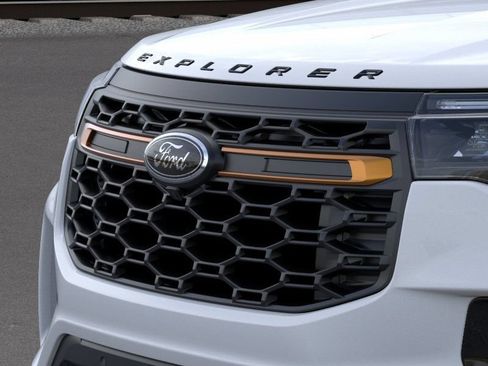 New 2026 Ford Explorer Tremor w/ Tremor Ultimate Package AWD/4WD image 18