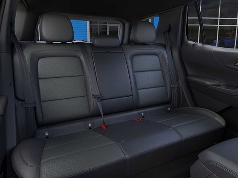 New 2026 Chevrolet Equinox LT w/ Convenience Package II image 17
