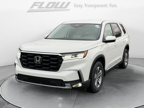 New 2025 Honda Pilot EX-L image 3