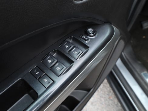 Used 2018 Chevrolet Colorado ZR2 image 23