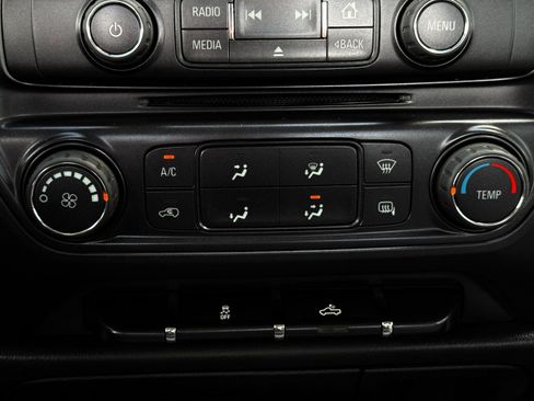 Used 2015 Chevrolet Silverado 1500 W/T w/ WT Fleet Convenience Package image 31