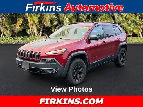 Used 2017 Jeep Cherokee Trailhawk image 1