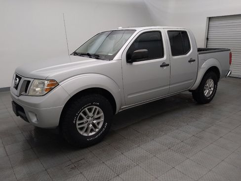 Used 2016 Nissan Frontier SV w/ SV Value Truck Package image 2