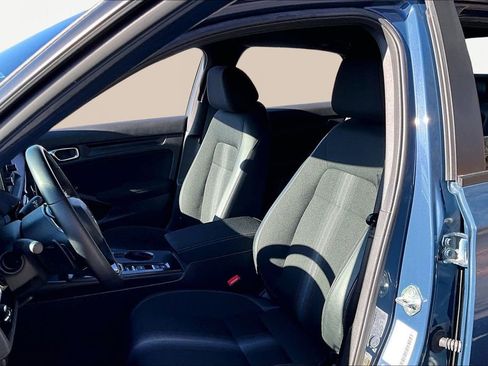 Used 2025 Honda Civic Sport image 17