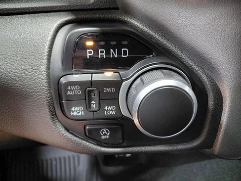 Used 2022 RAM 1500 Big Horn AWD/4WD image 31