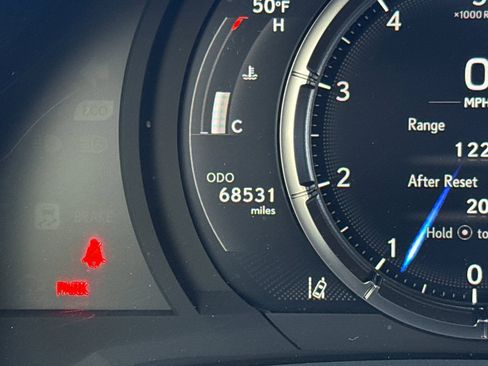 Certified 2022 Lexus IS 350 F Sport image 35