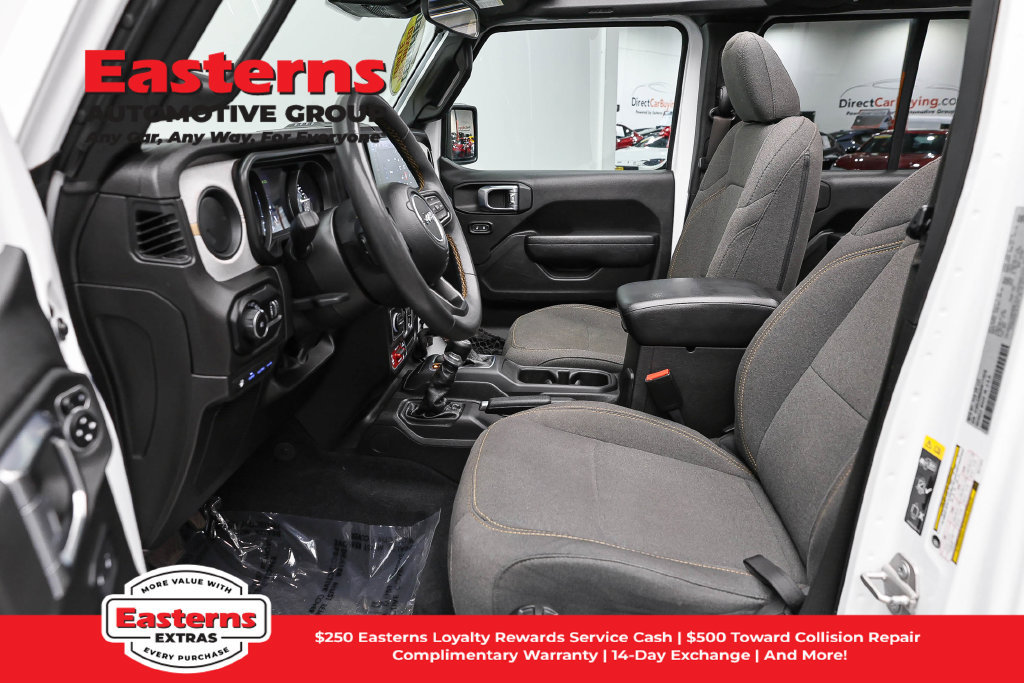 Used 2024 Jeep Wrangler Unlimited AWD/4WD image 15