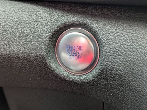 Used 2023 Hyundai Santa Fe SEL image 30