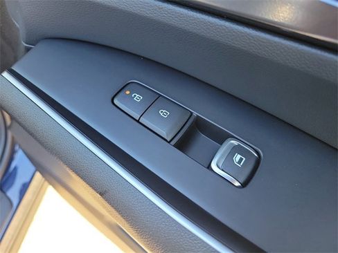 New 2026 Kia Sorento S image 11