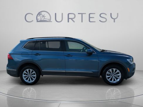 Used 2018 Volkswagen Tiguan SEL FWD image 8