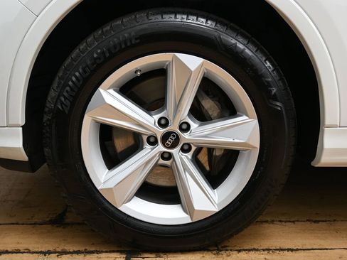 Used 2023 Audi Q7 2.0T Premium AWD/4WD image 12