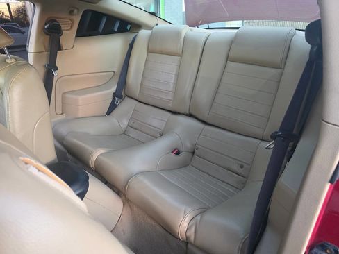 Used 2006 Ford Mustang GT Premium image 28